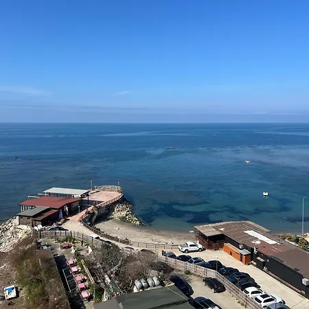 Casa Del Mar 3 - First Line Sea View Vollga アパート ドゥラス